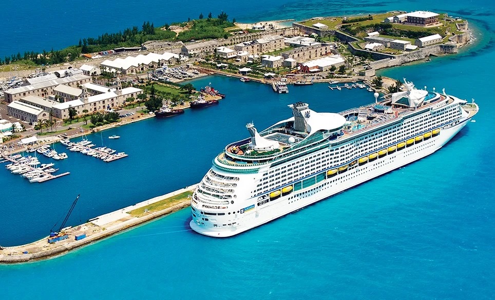 cruise-line-royal-naval-dockyard (1) - copia cruise-line-royal-naval-dockyard (1) - copia